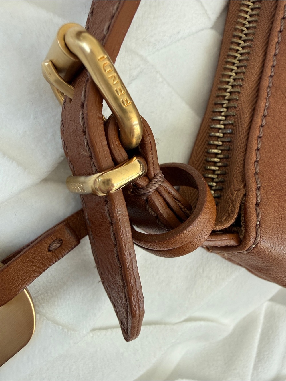 Fendi Vintage Small Leather Oyster Bag in Cognac Brown - Picture 2 of 5